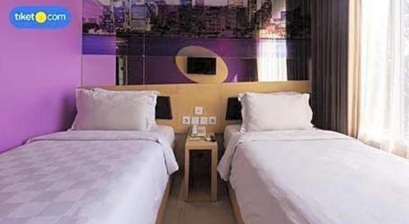 G Suites Hotel By Amithya Surabaya Exterior photo