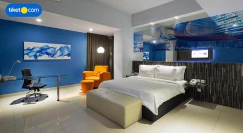 G Suites Hotel By Amithya Surabaya Exterior photo